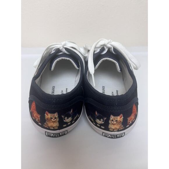 The Bradford Exchange Kitten Cats Sz 8.5 Wearable Art Sneakers Navy Blue - Picture 5 of 11